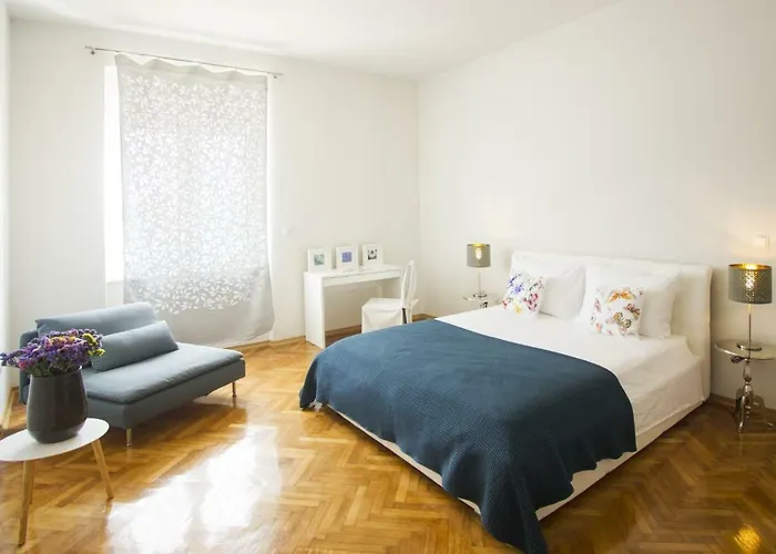 La Bayadere Apartment *