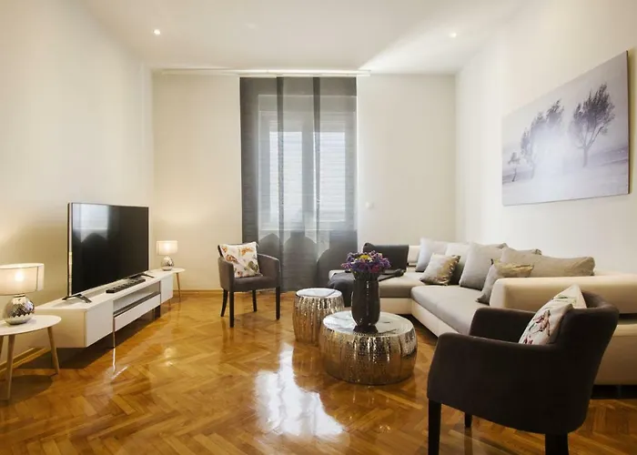 La Bayadere Apartment *