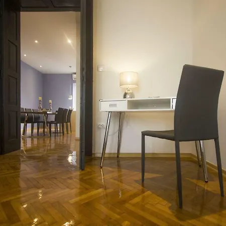 La Bayadere Apartment *